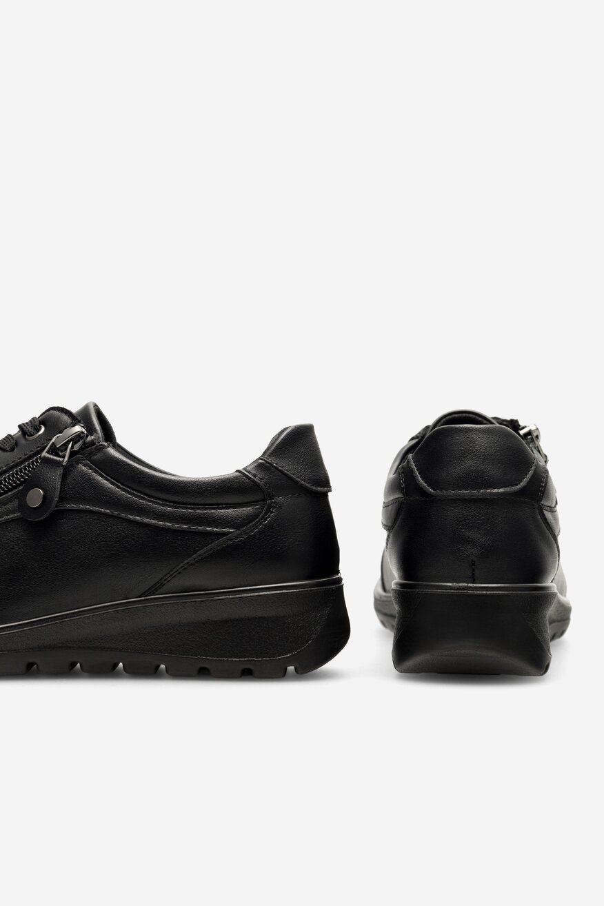 Półbuty Go Soft HESTER WSS20521-05 Czarny