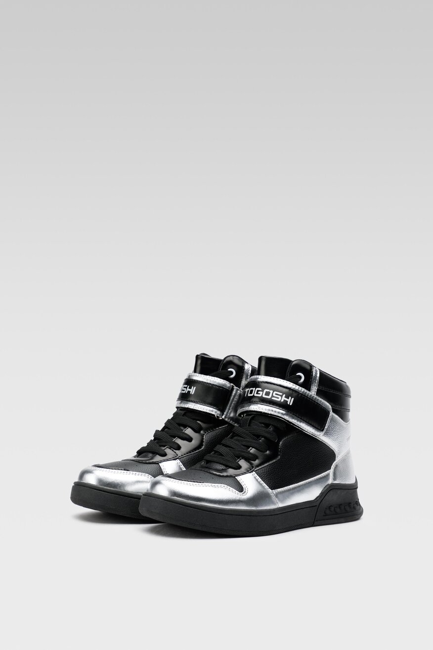 Obuwie sportowe Togoshi WP-FW22-T049 Czarny