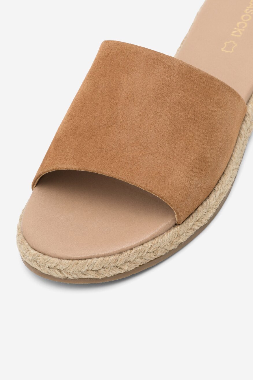 Klapki Lasocki AREZZO EST-DOBRAWA-07 Camel