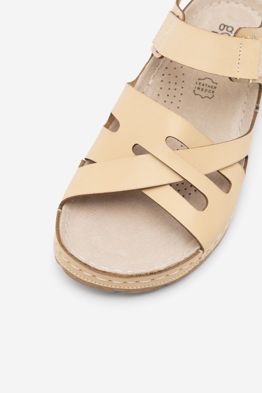 Sandały Go Soft GRETA WS121-04 Beżowy