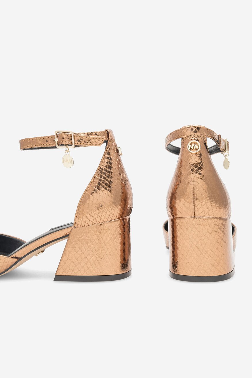 Czółenka NINE WEST FARIA FF-2377 Brązowy