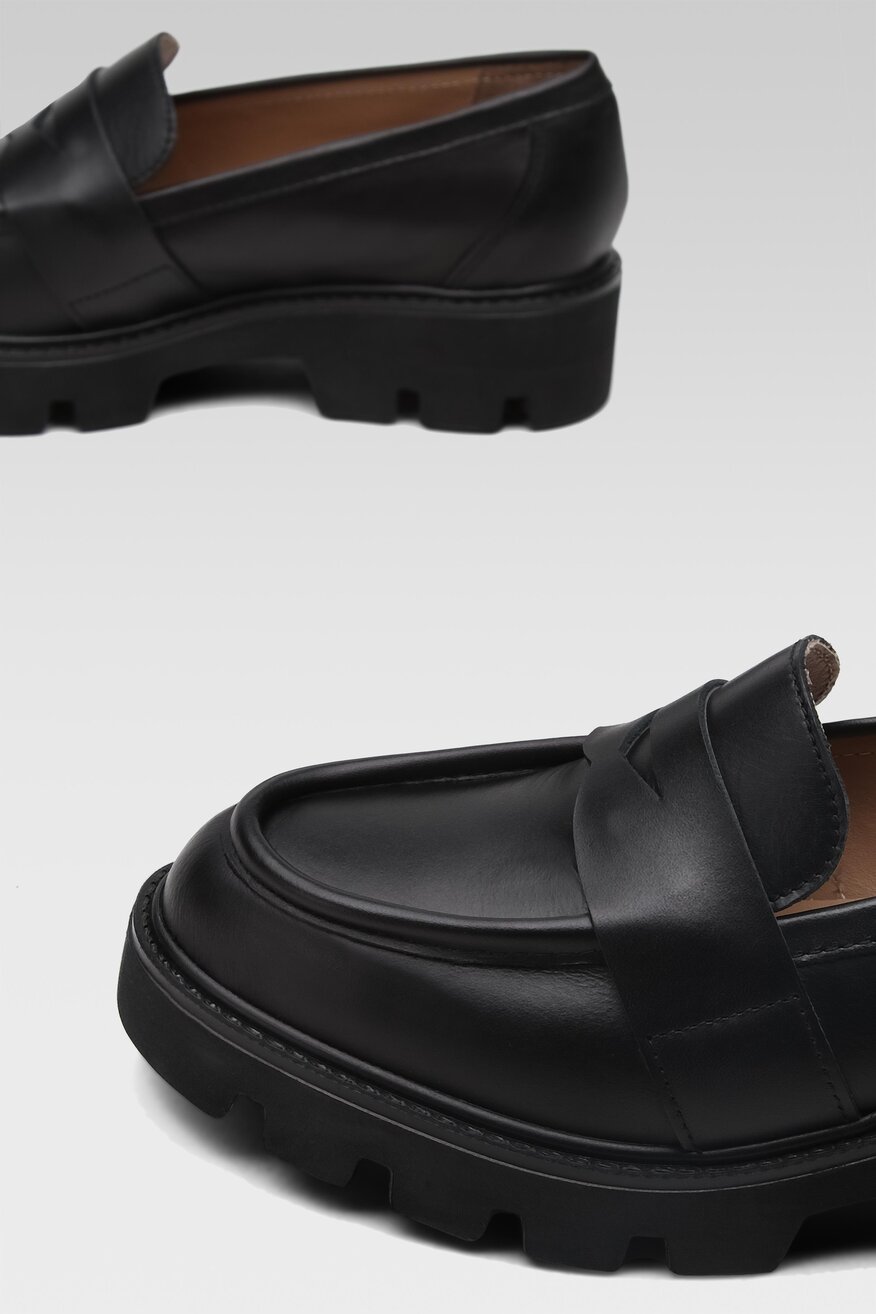 Półbuty Badura AMANTEA-E23-28180NAP Czarny