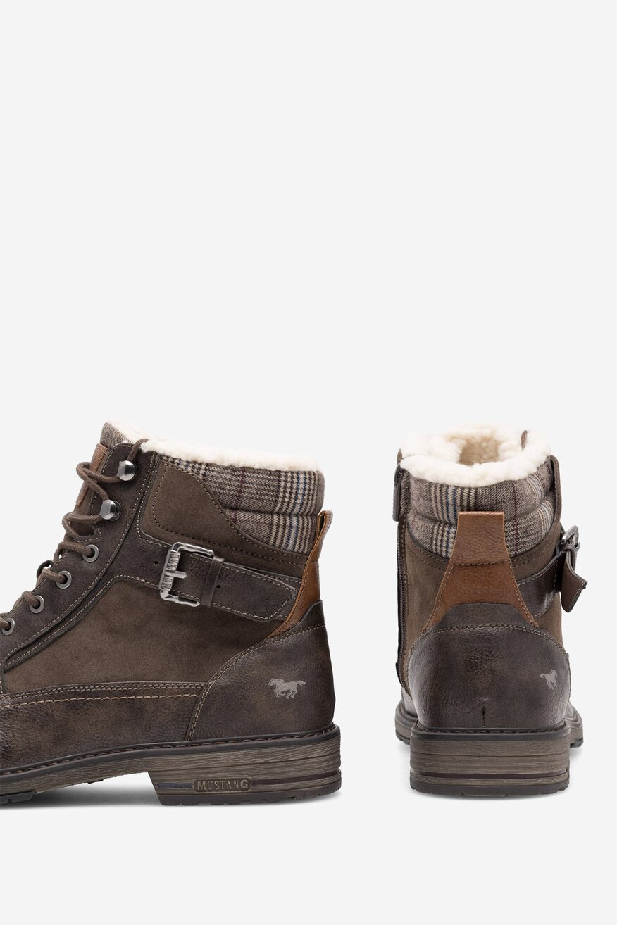 Trzewiki Mustang 4157-605 BIG Brązowy ciemny