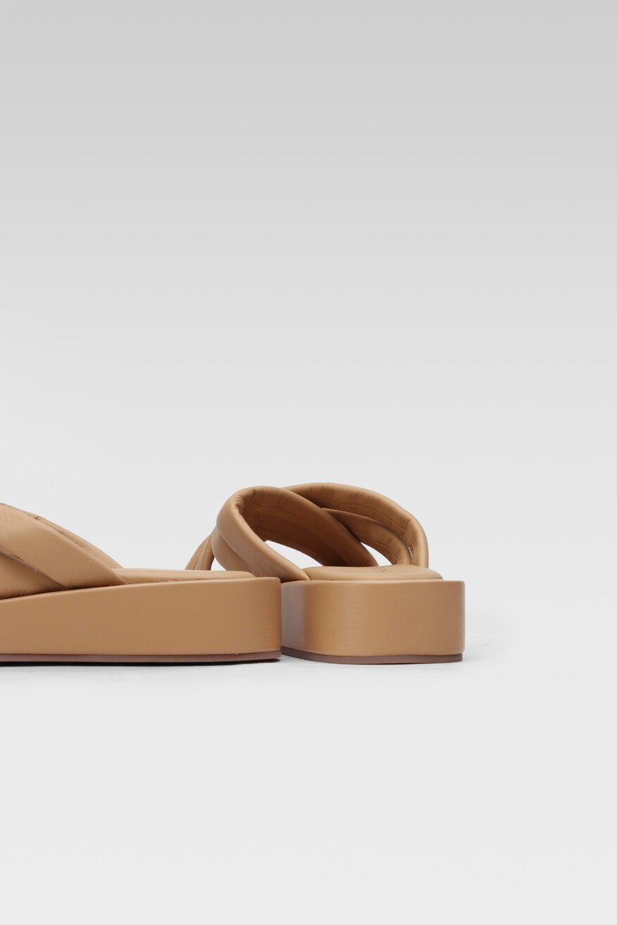 Klapki Sergio Bardi DELL-CHV-AC-01SB Camel