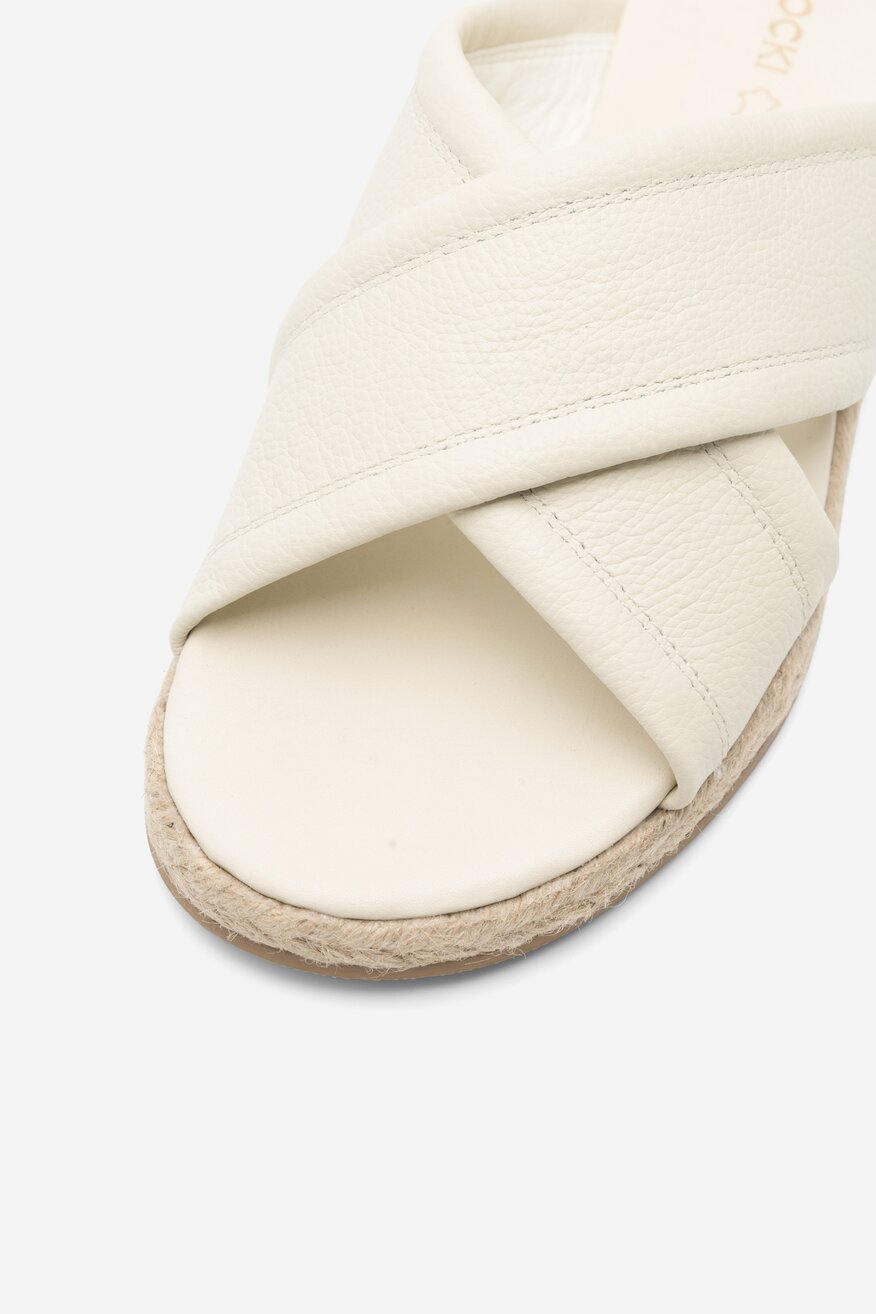 Klapki Lasocki CARPI EST-DOBRAWA-05 Biały