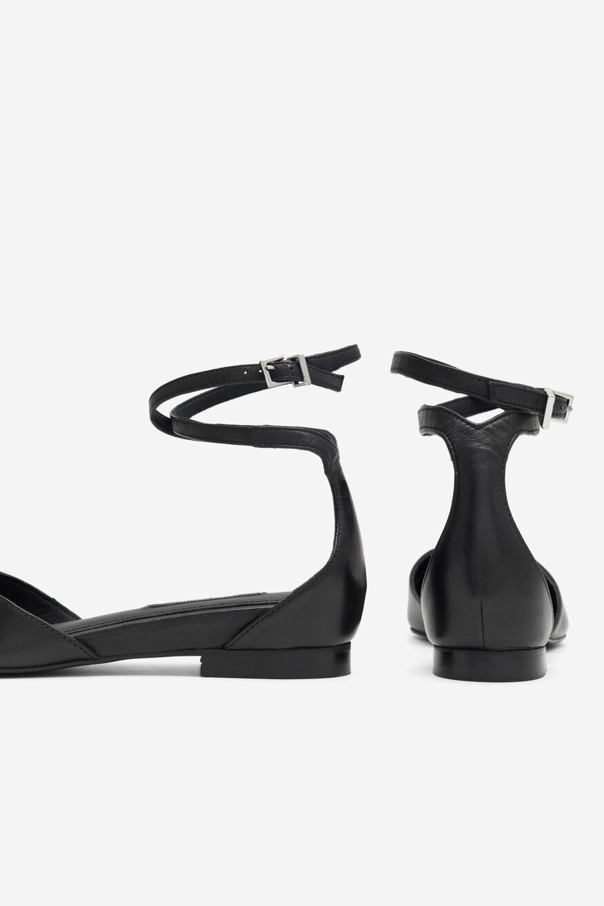 Baleriny Gino Rossi SYSANNA-108152 Czarny