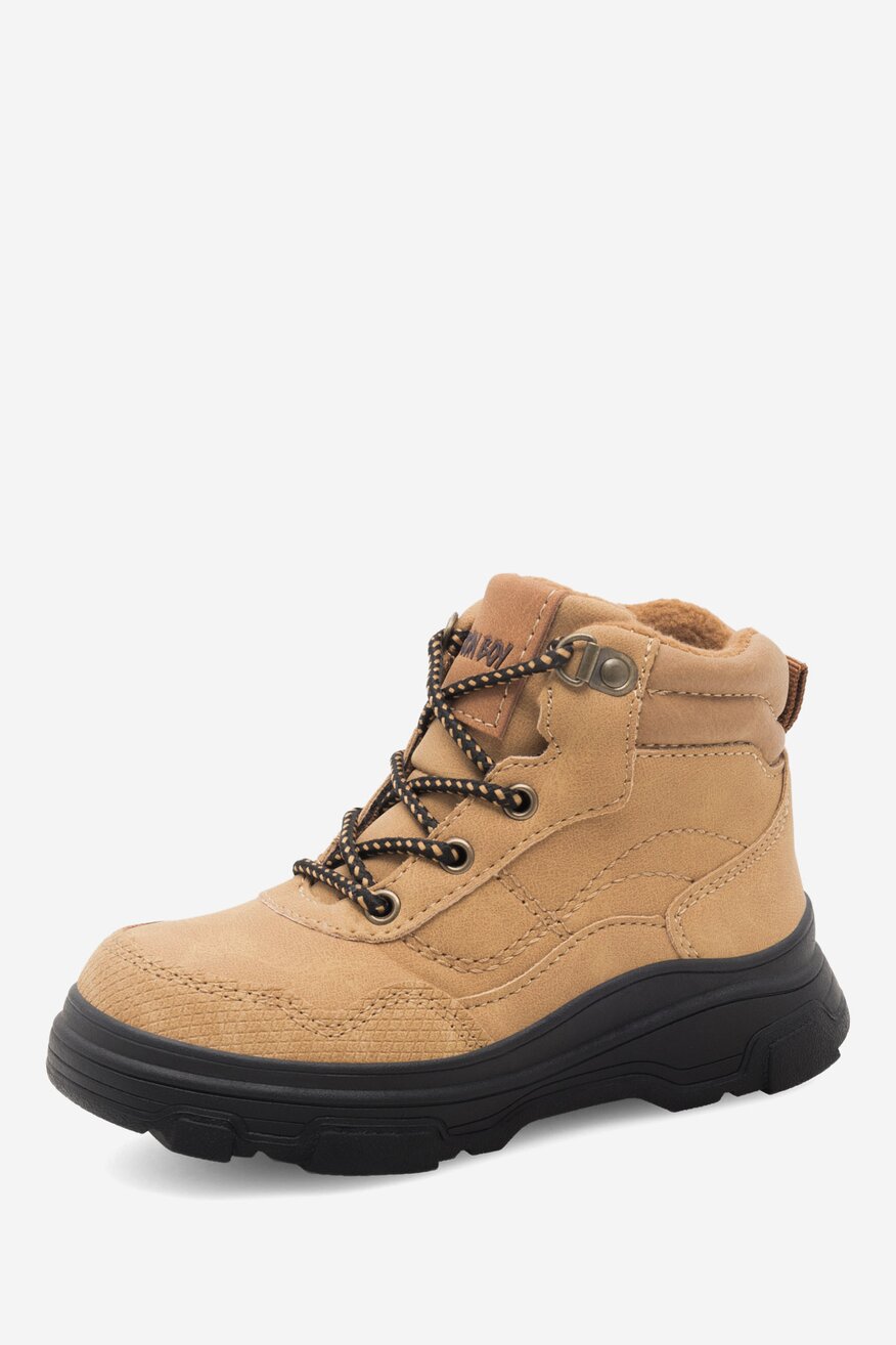 Trzewiki Action Boy AVO-326-003A Camel