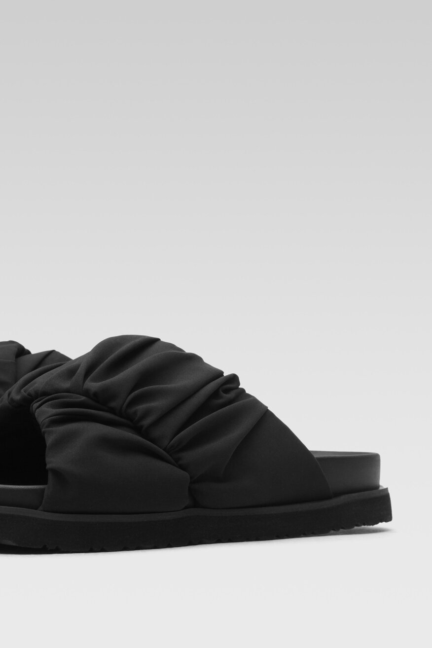 Klapki DeeZee WS02102-08 Czarny