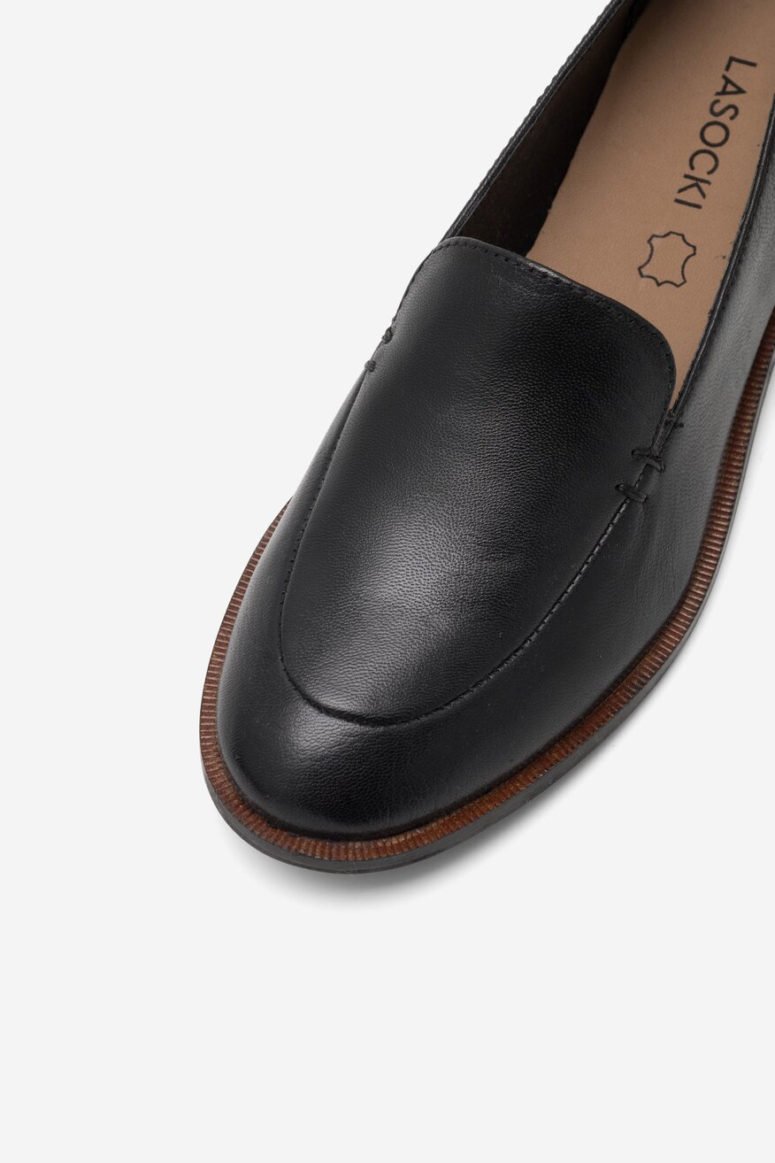Półbuty Lasocki WI23-3309-01 Czarny