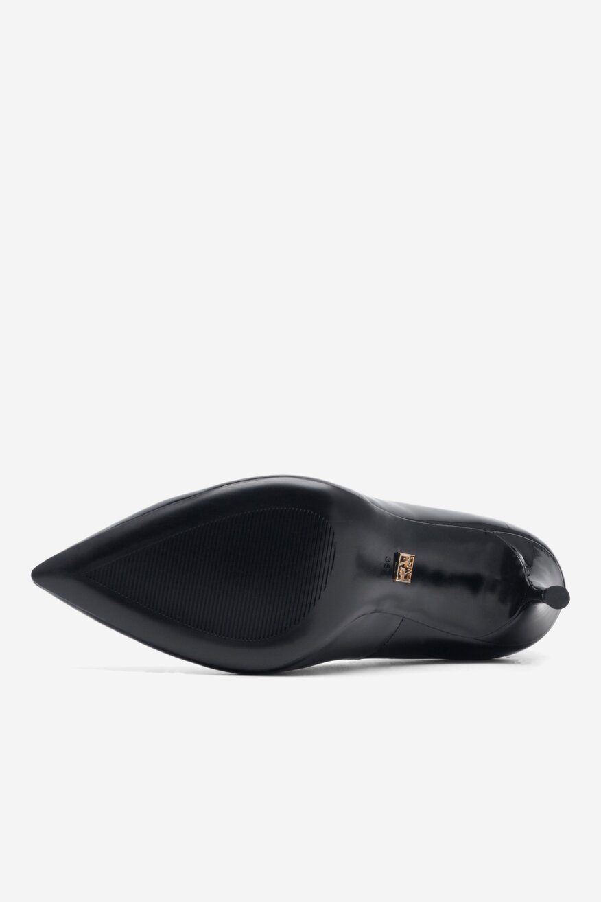 Czółenka Gino Rossi V-258-02 Czarny