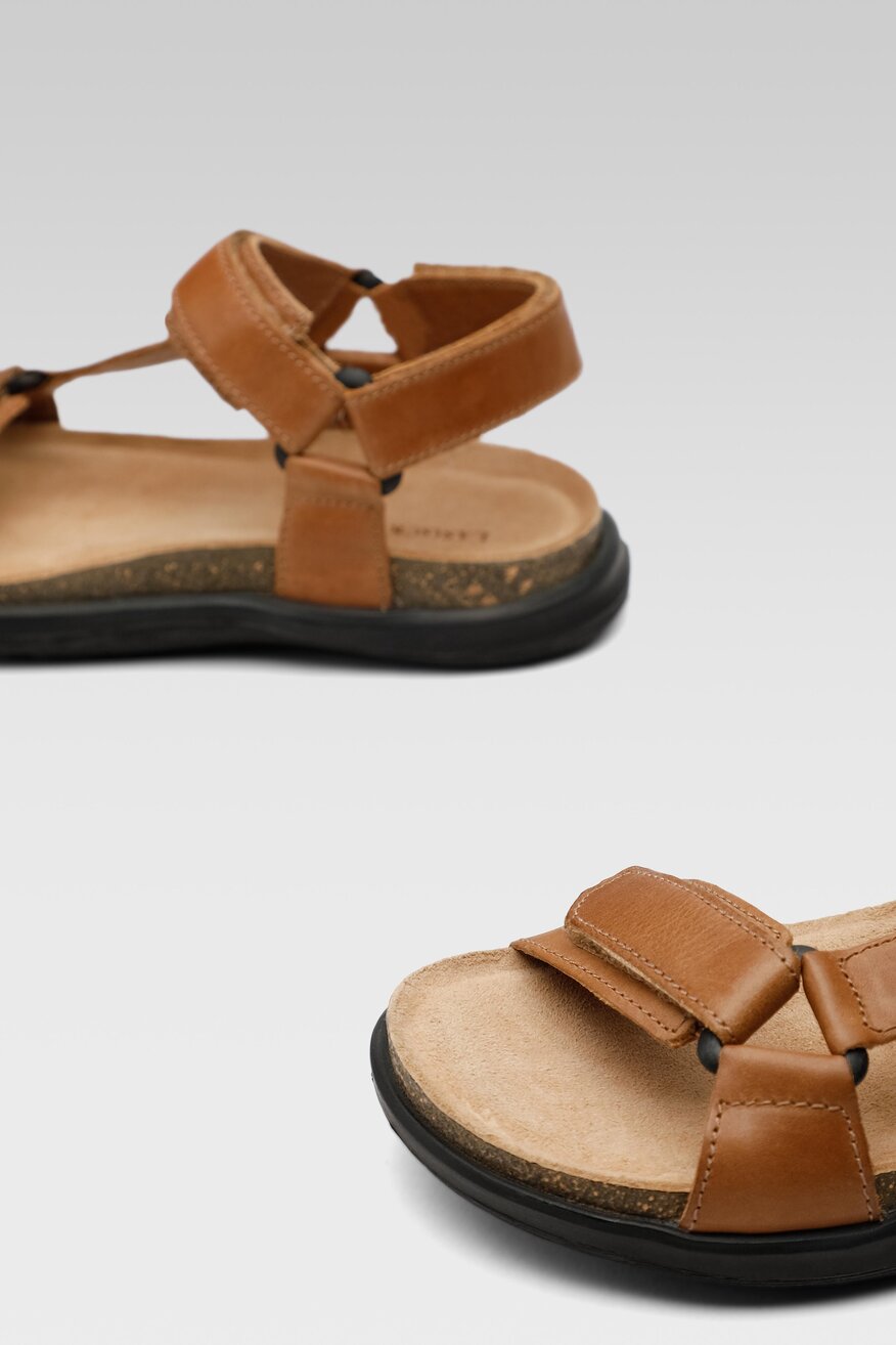 Sandały Lasocki Young CI12-ACTI-01 Brązowy