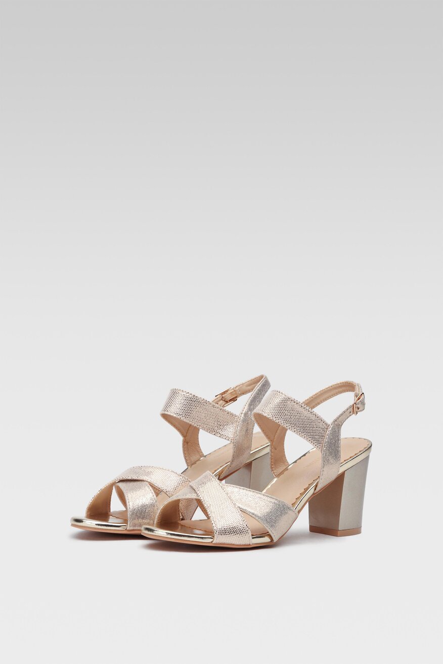 Sandały Clara Barson SONEQUA KL-230801-01 Złoty