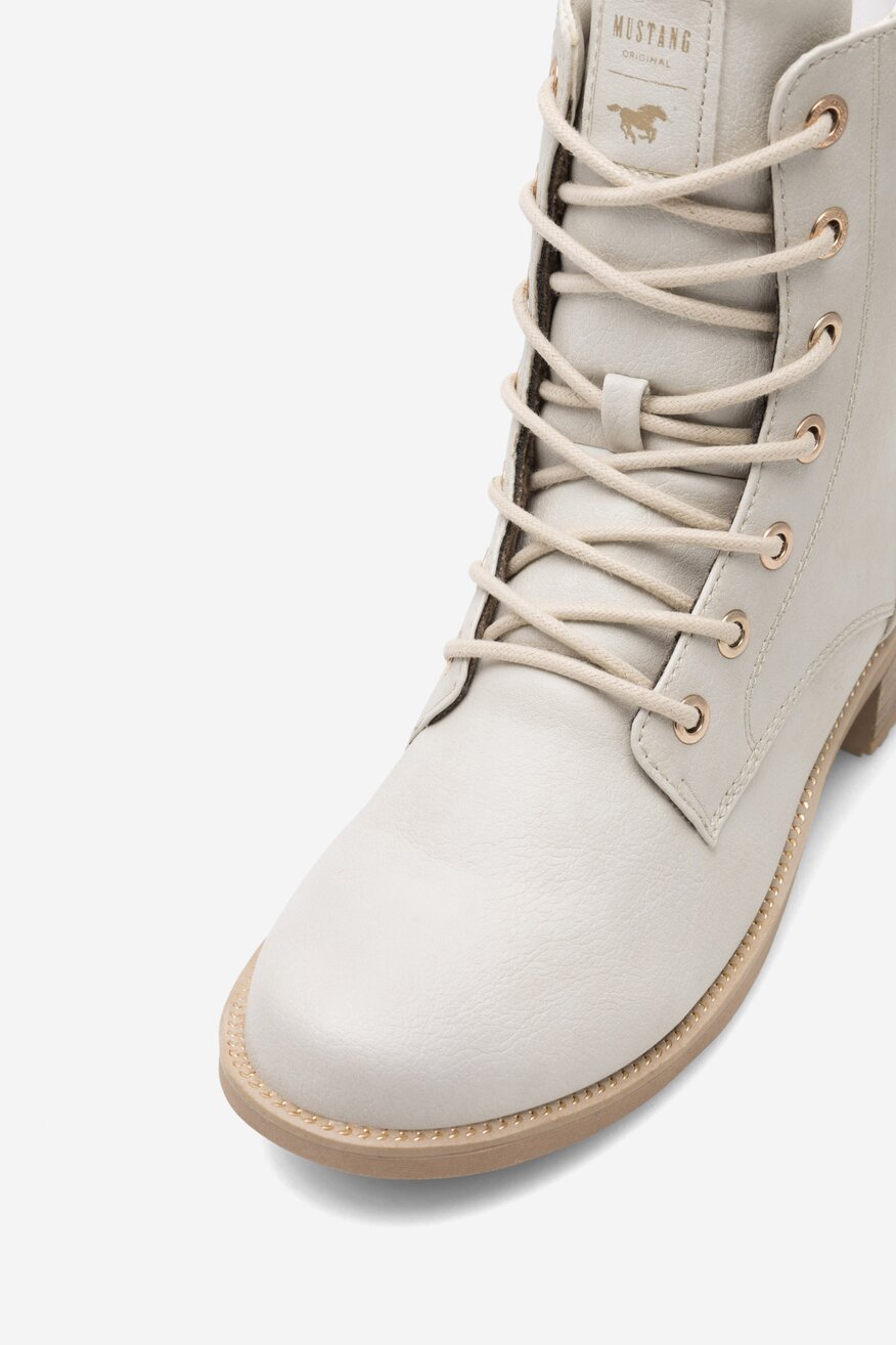 Trzewiki Mustang 1402-502 Biały