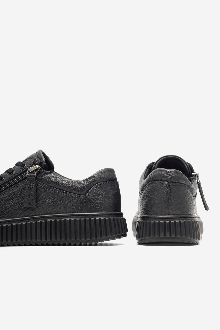Półbuty Go Soft WI16-RN052-01 Czarny