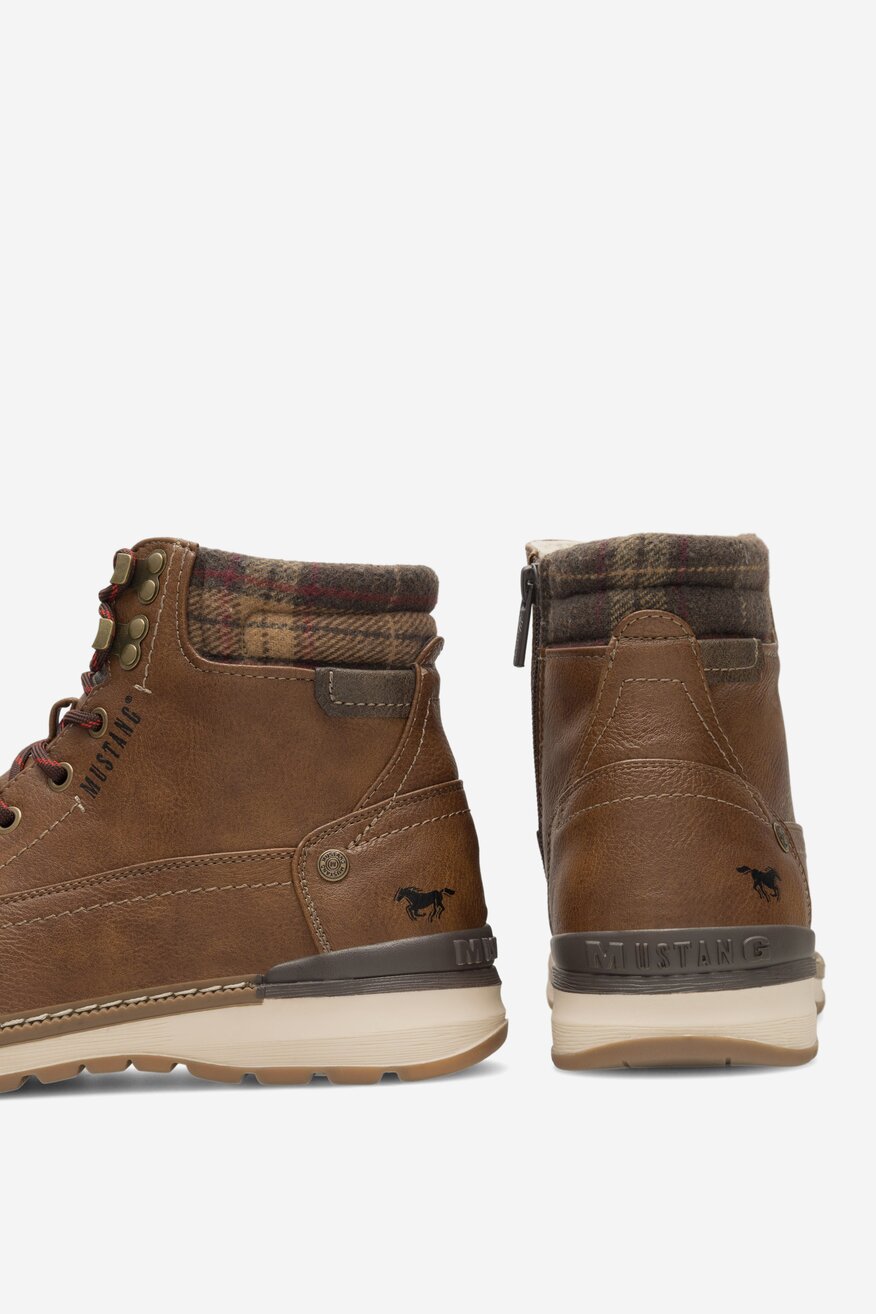 Trzewiki Mustang 4141-602 Brązowy