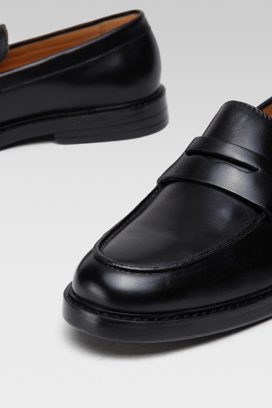 Półbuty Gino Rossi 121AM0873-1 Czarny