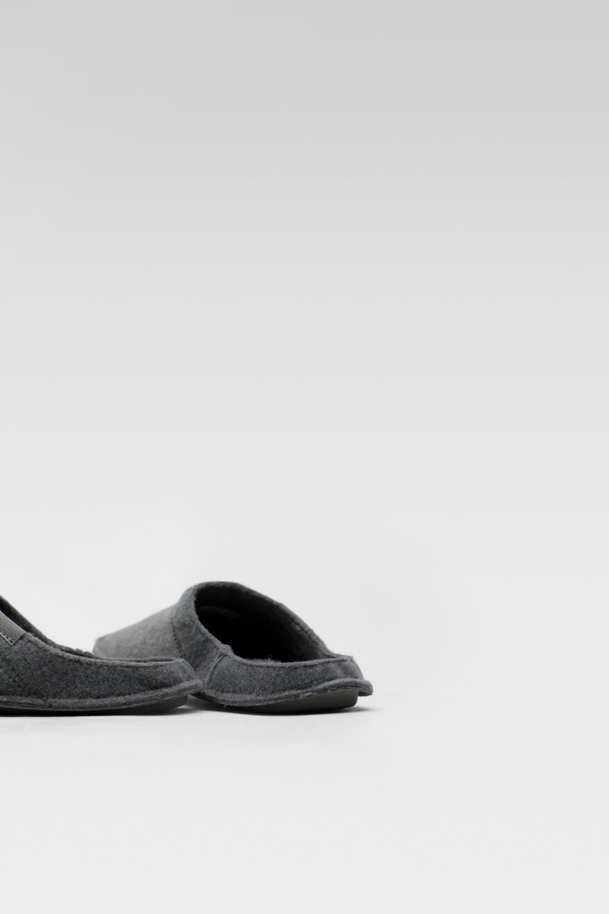 Kapcie Crocs BAYA SLIPPER 205917-0IF Szary