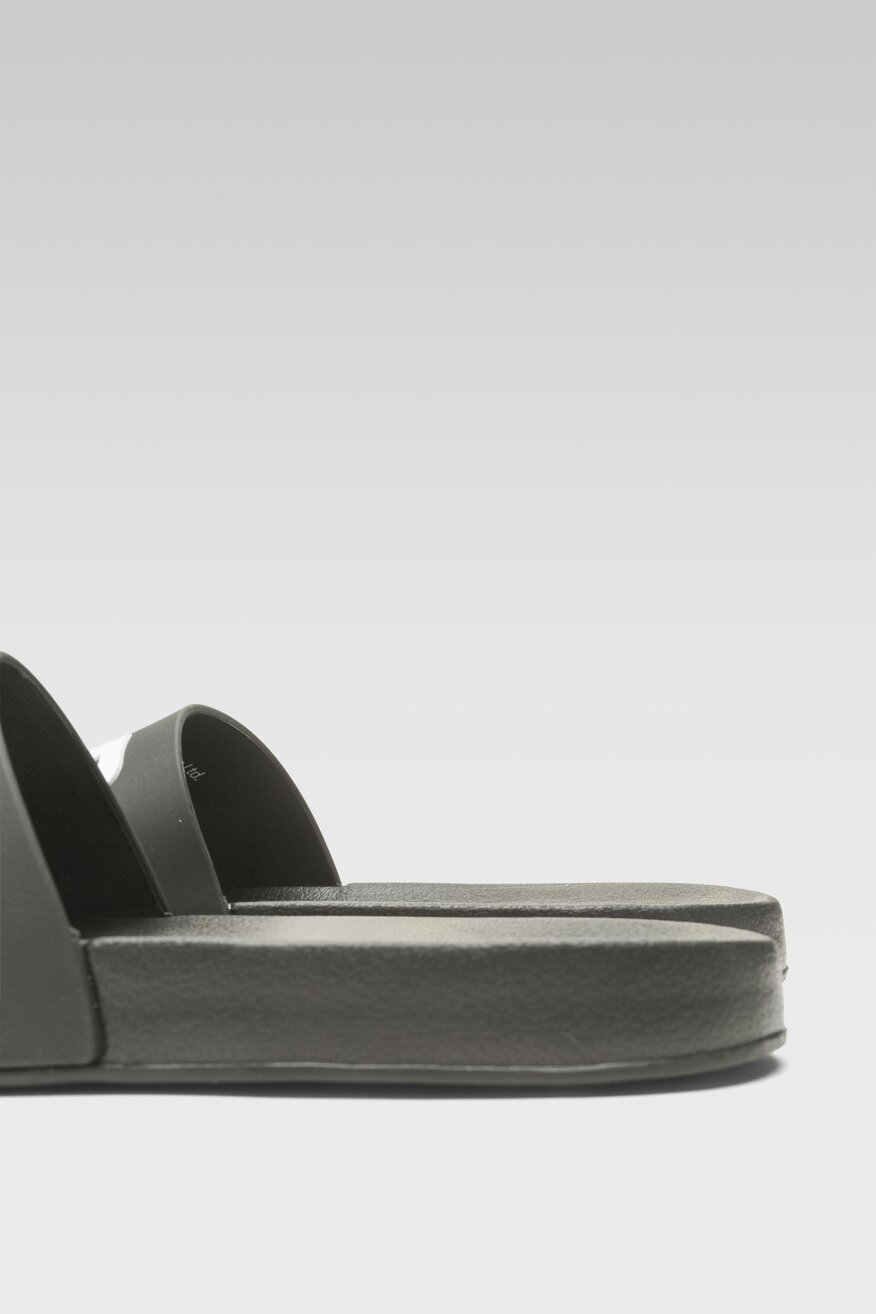 Klapki basenowe Star Wars SS23-308LC-MAN Czarny