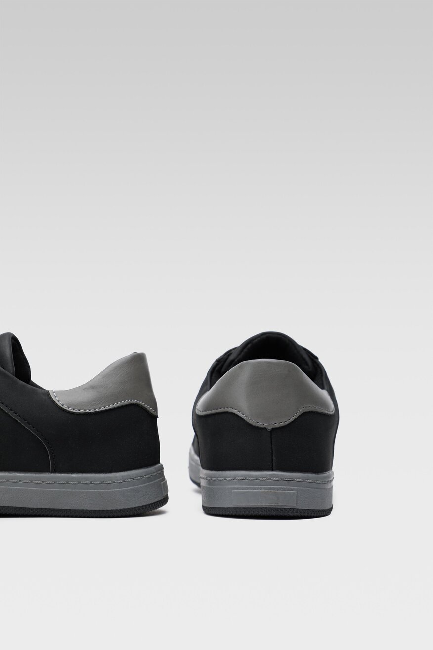 Półbuty Action Boy CM2110275-8 Czarny