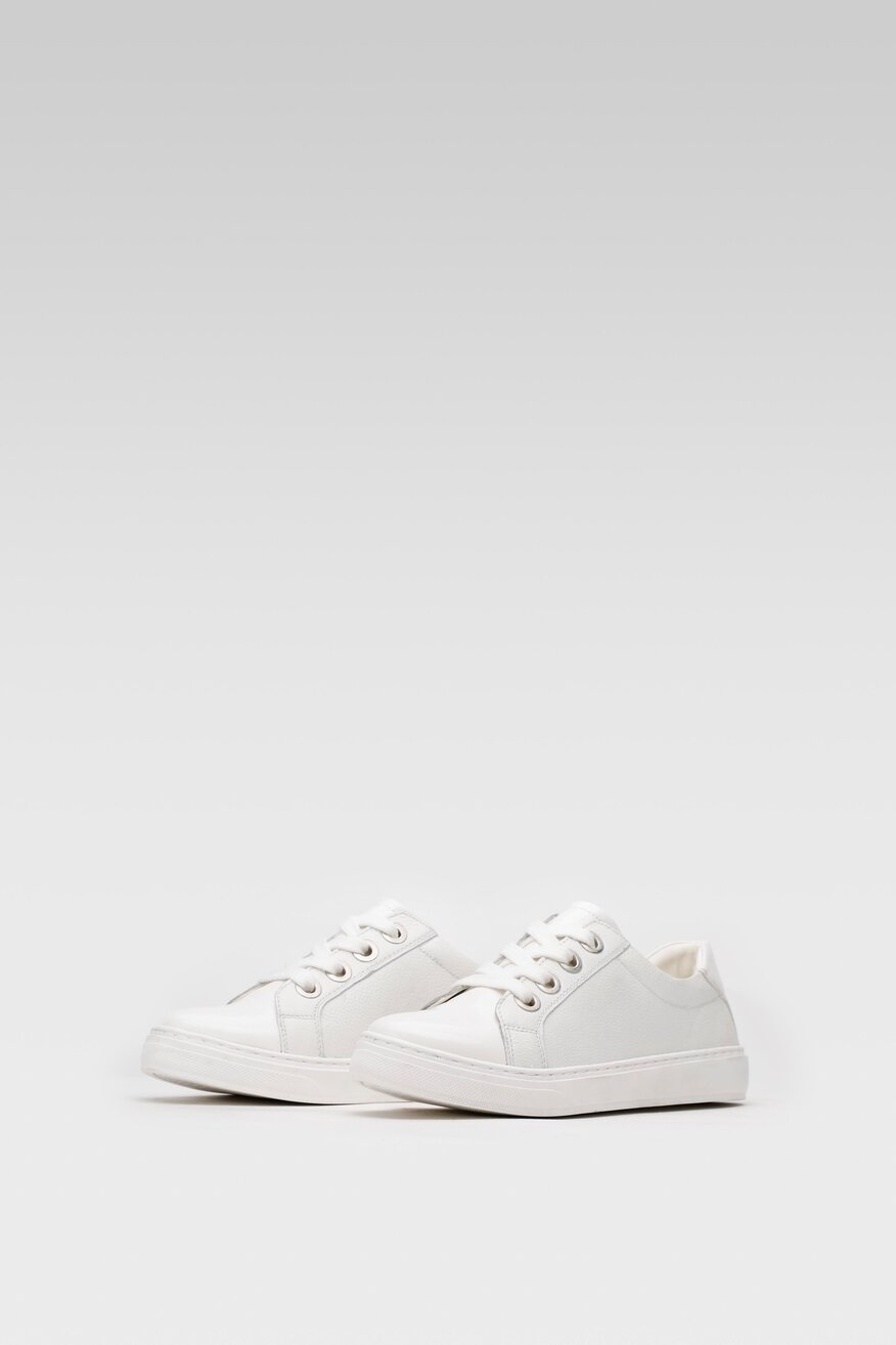 Półbuty Sarah Karen WI23-HOLLAND-01 Biały