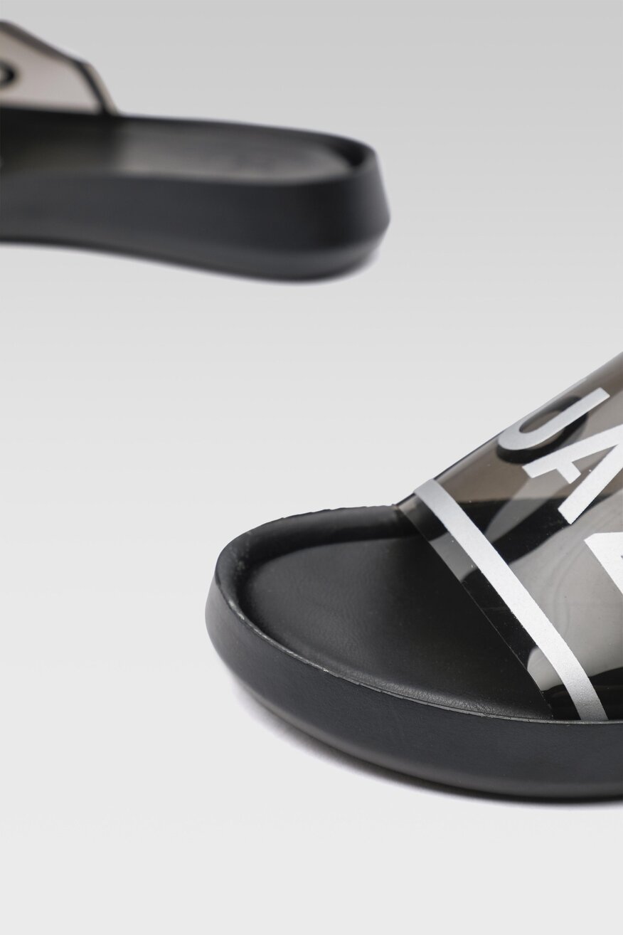 Klapki Quazi WS106-07 Czarny