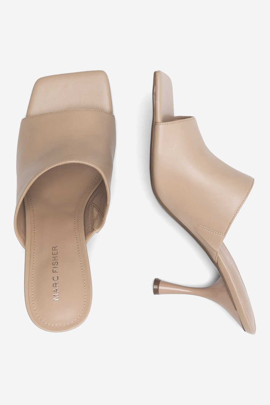 Klapki MARC FISHER F-DUSK2 LNA01 Beżowy jasny