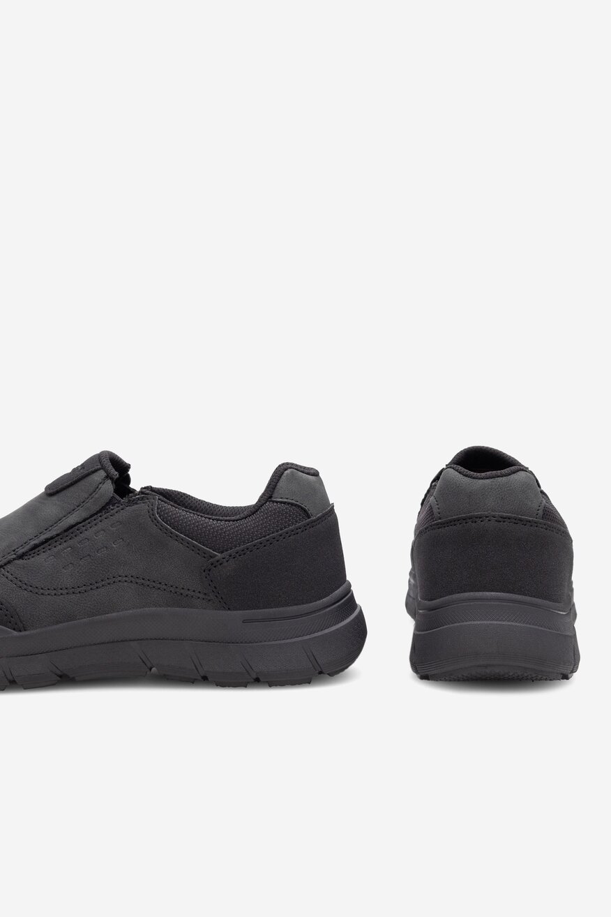 Półbuty Go Soft GF22F055A-3 Czarny