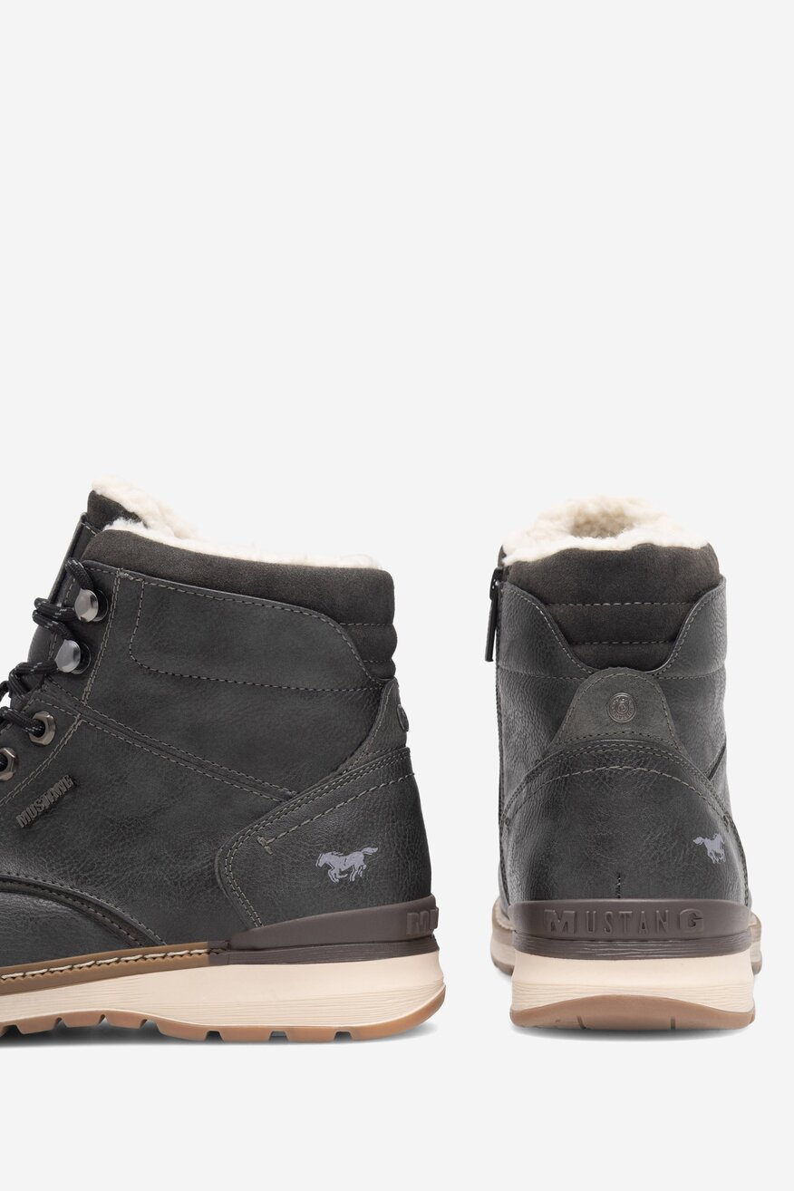 Trzewiki Mustang 4141-604 Szary
