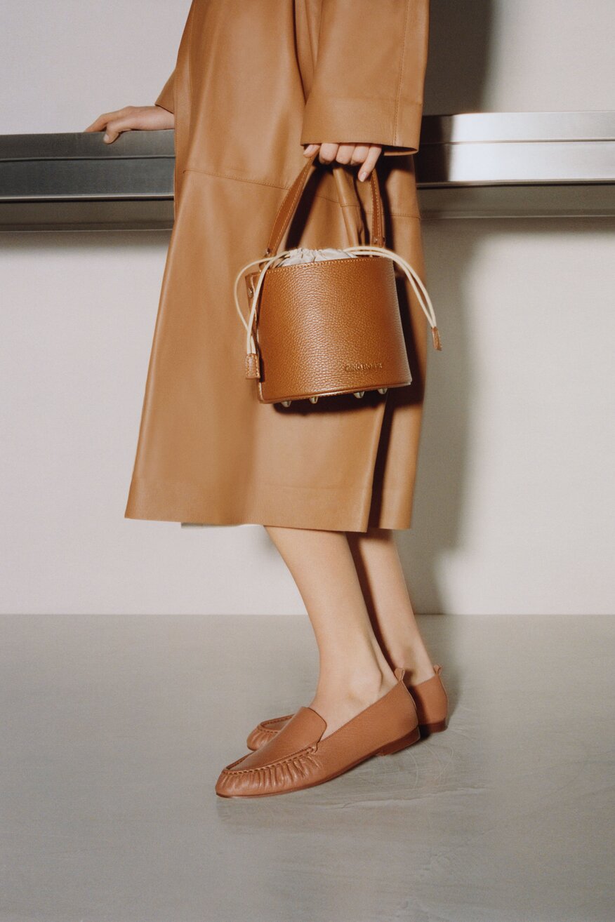 Półbuty Gino Rossi 22SS27 Camel