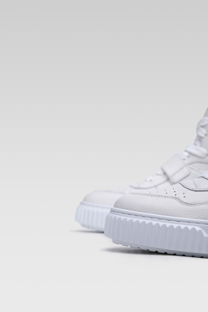 Trzewiki Badura WI23-ANIMA-01 Biały