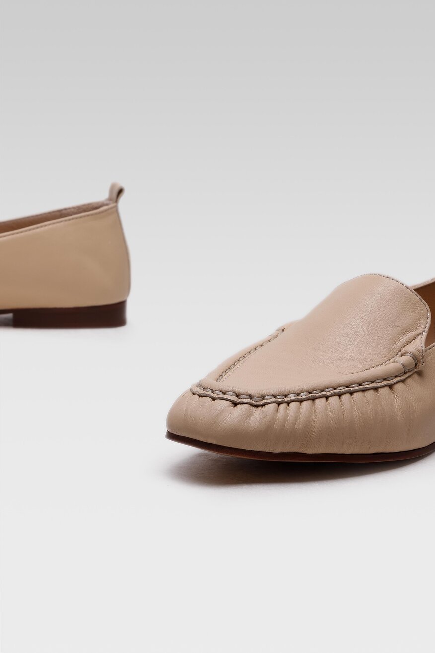 Półbuty Gino Rossi 22SS27 Beżowy