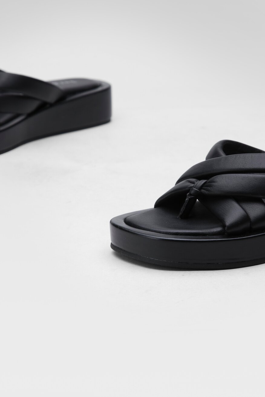 Klapki Sergio Bardi DELL-CHV-AC-01SB Czarny