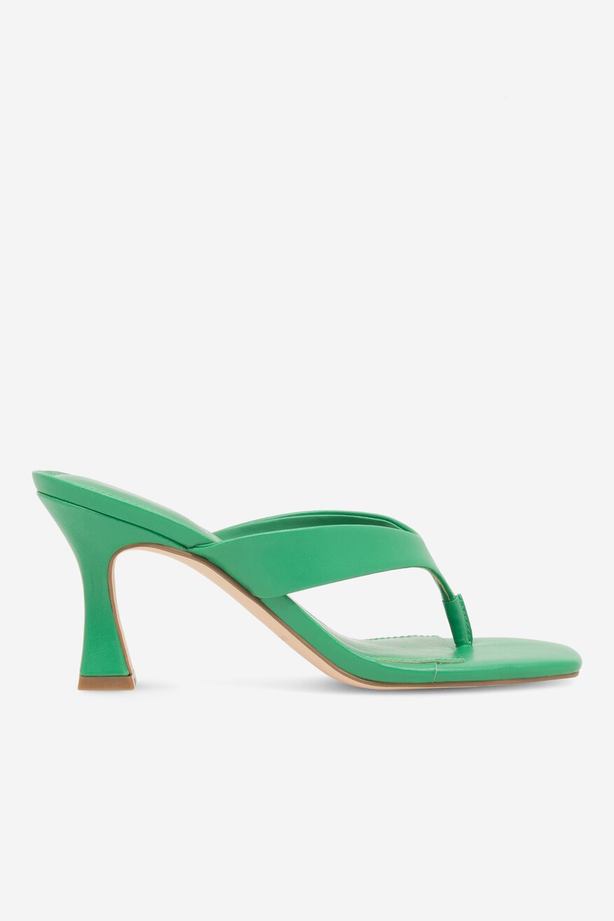 Klapki MARC FISHER F-HUNT DGN01 Zielony ciemny