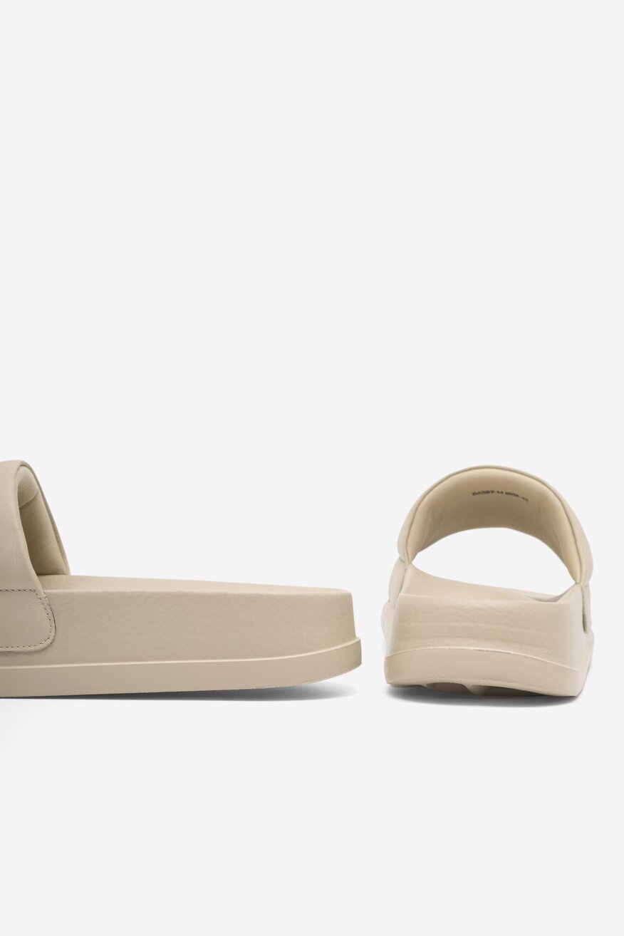 Klapki Badura DARBY-14 MI08 Beżowy