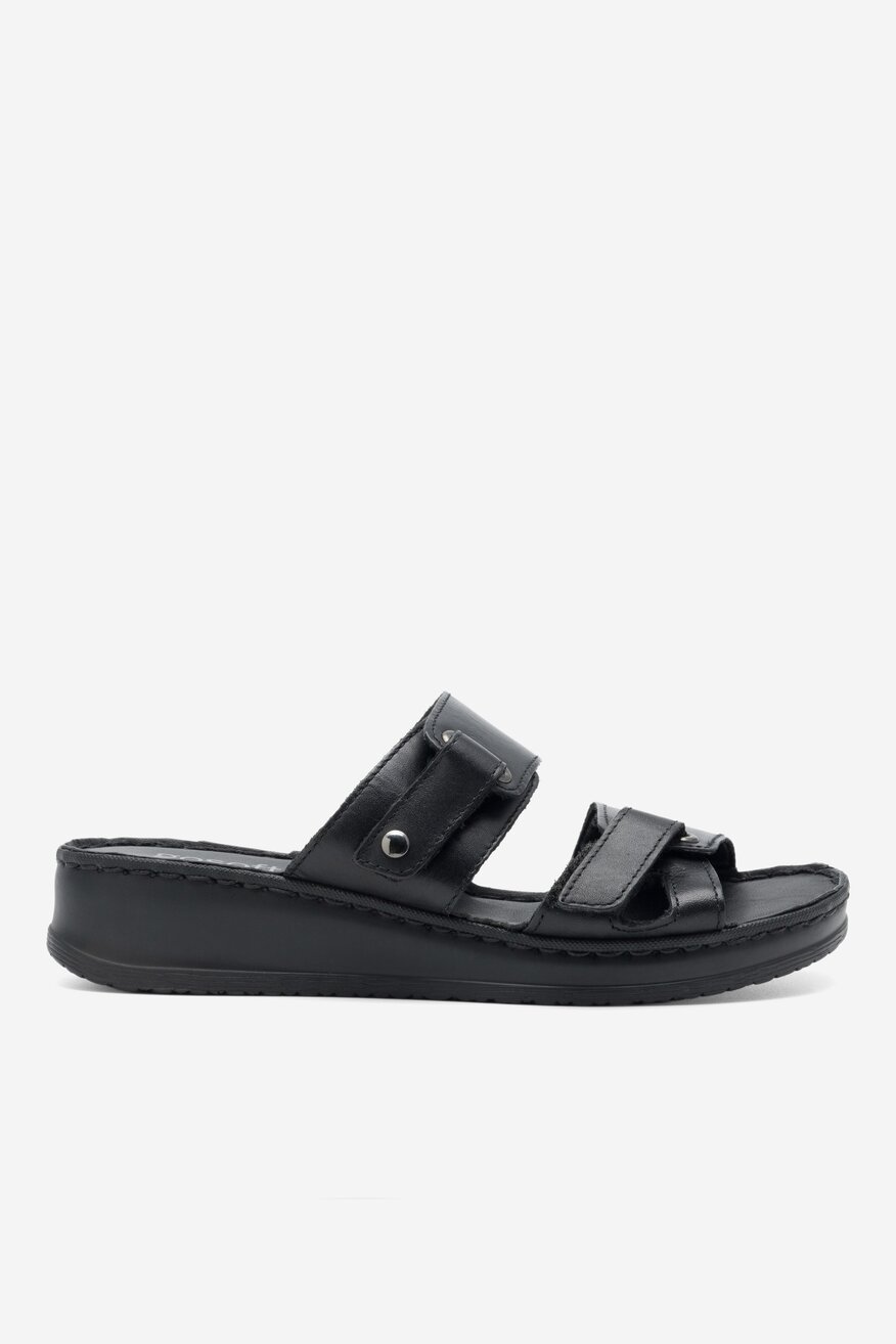 Klapki Go Soft ARC-027-01 Czarny