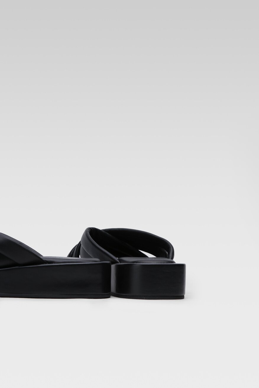 Klapki Sergio Bardi DELL-CHV-AC-01SB Czarny