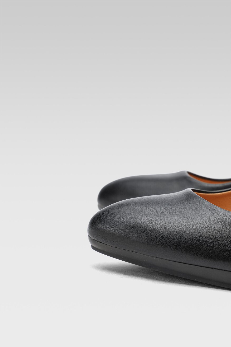 Czółenka Clara Barson WYL2948-1 Czarny