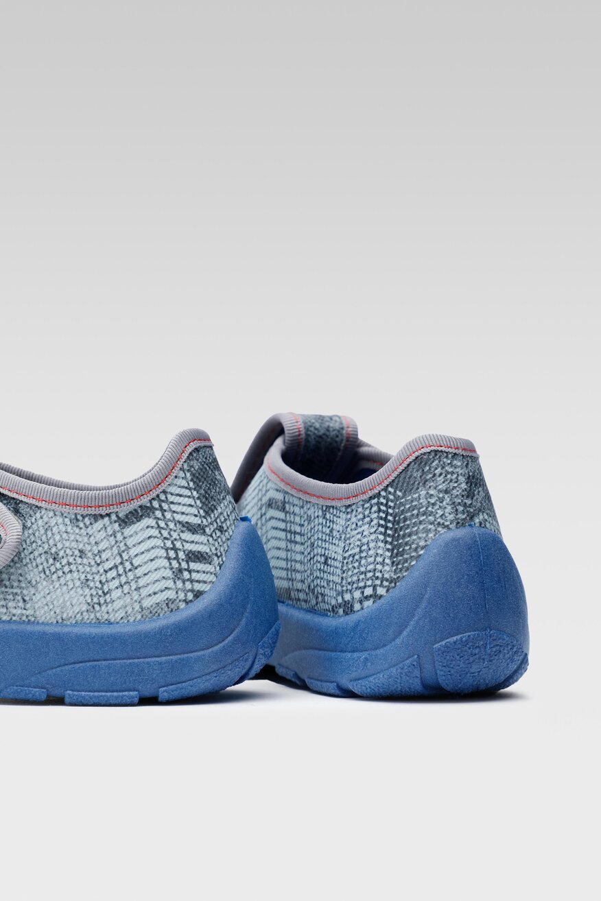 Kapcie Action Boy 010B/011A Szary