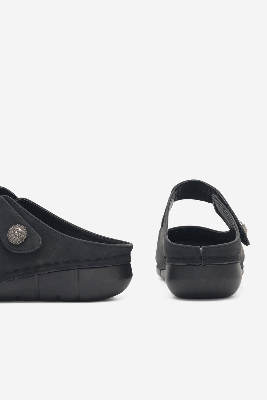 Klapki Clara Barson SELINA H168-06 Czarny