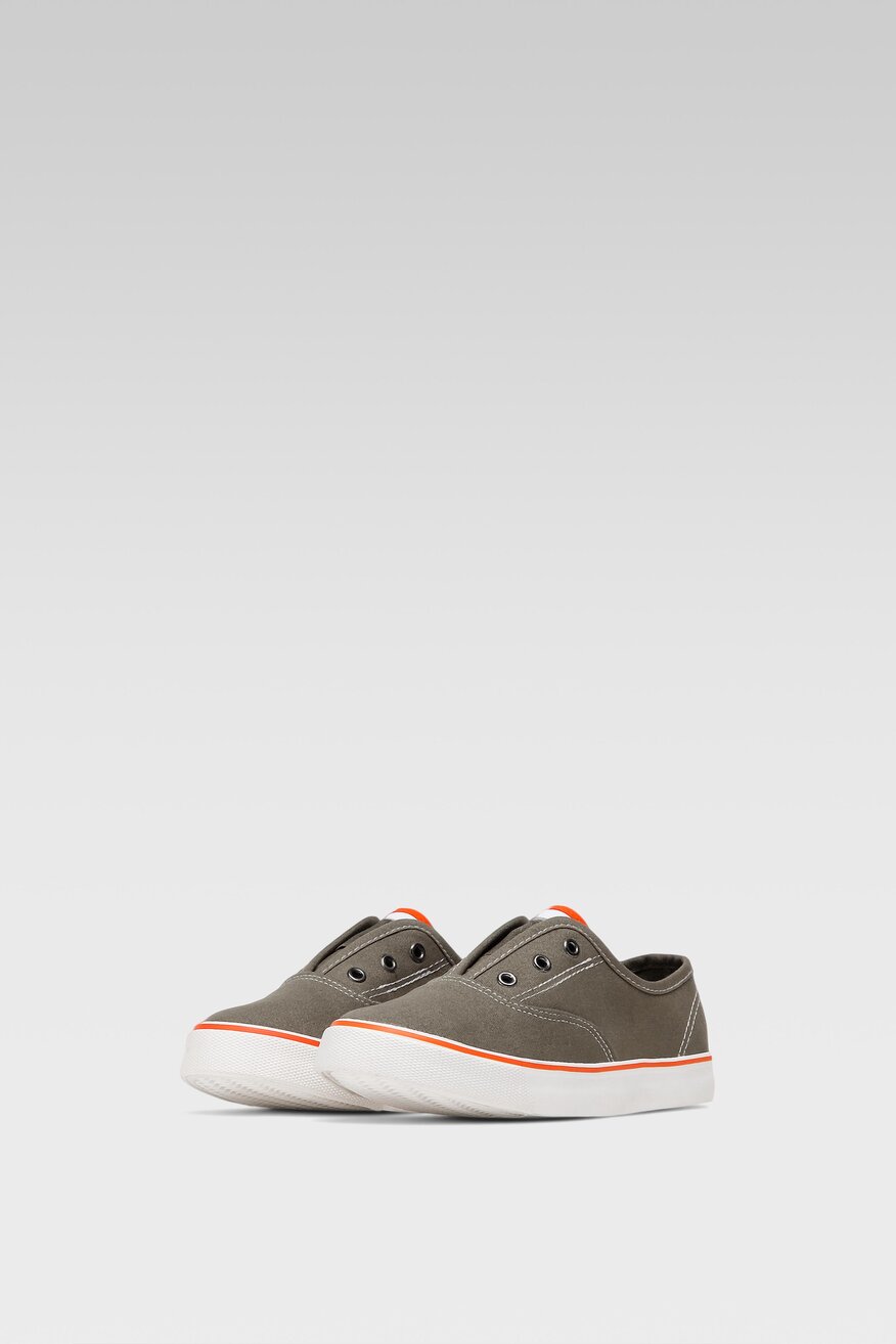 Trampki Action Boy 24061 Khaki