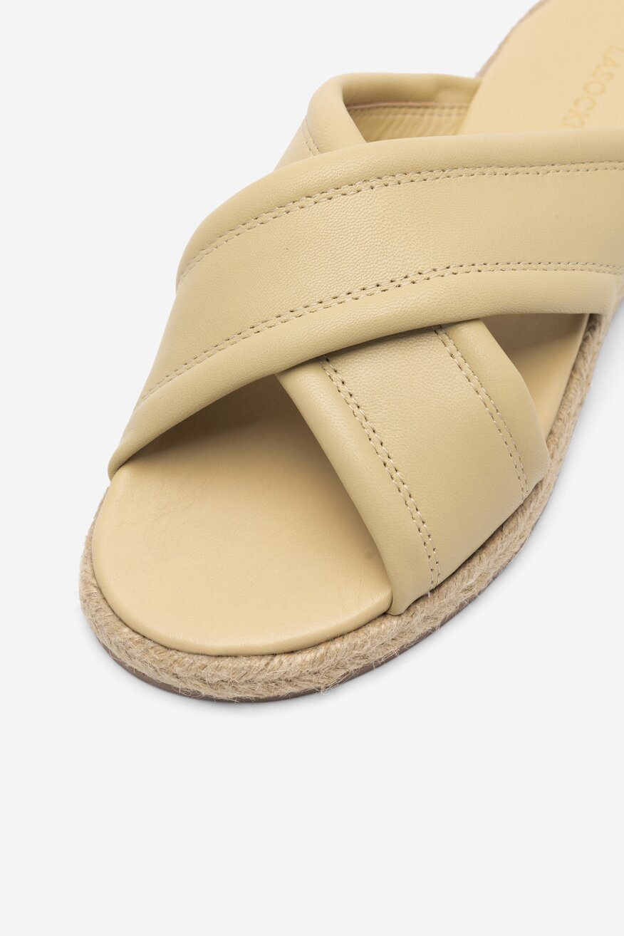 Klapki Lasocki CARPI EST-DOBRAWA-05 Miodowy