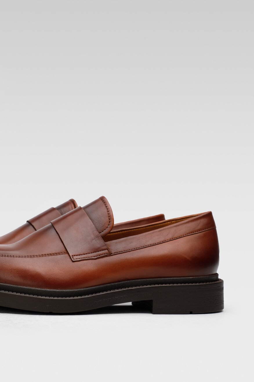 Półbuty Gino Rossi MI08-FERYD-11 Brązowy