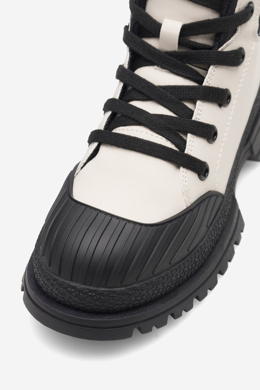 Trzewiki DeeZee CS6032-04 Beżowy