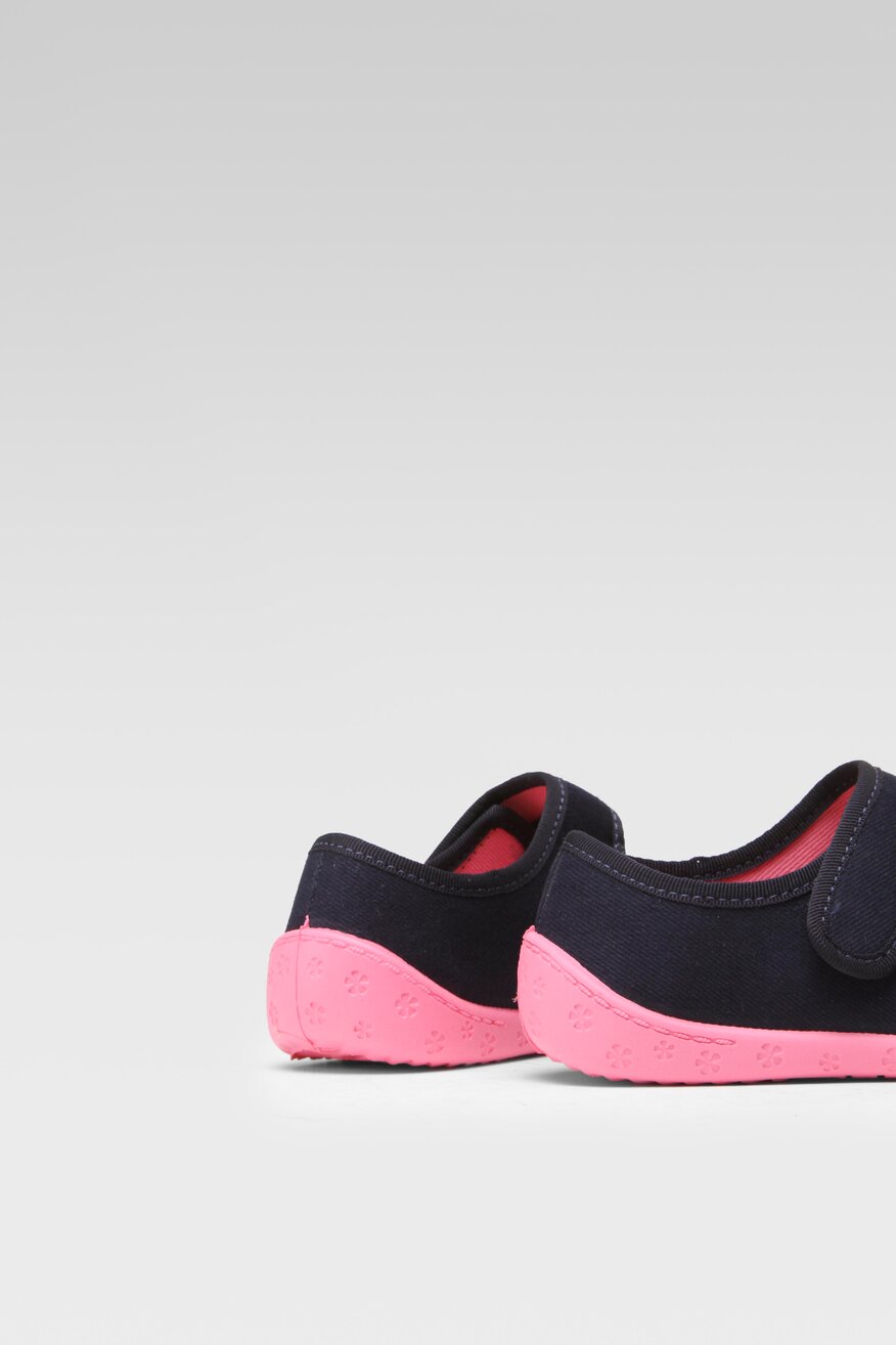 Kapcie MB MB 4R3/18B Granatowy