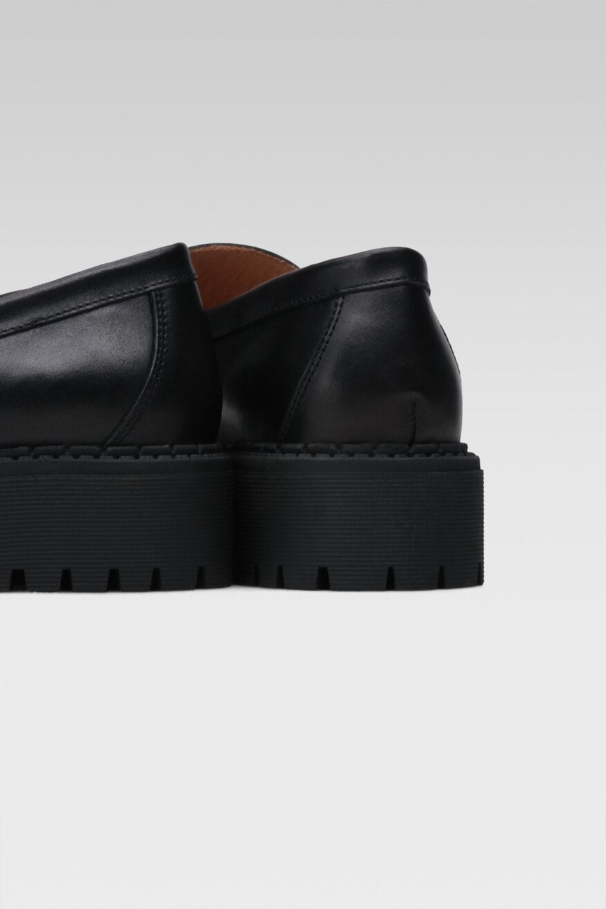 Półbuty Gino Rossi PRISCILLA-23900 Czarny