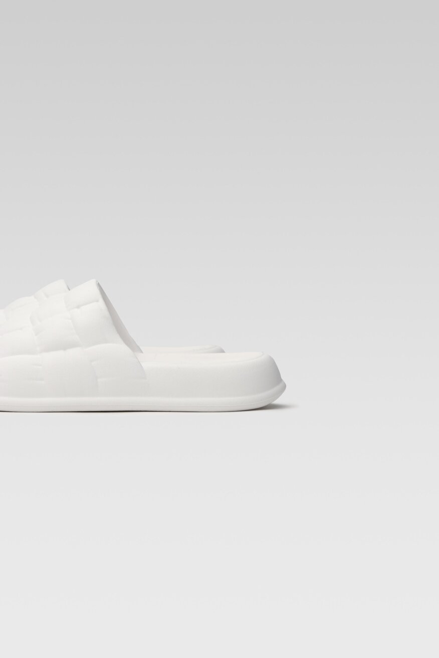 Klapki basenowe Bassano NA22-05-75 Biały