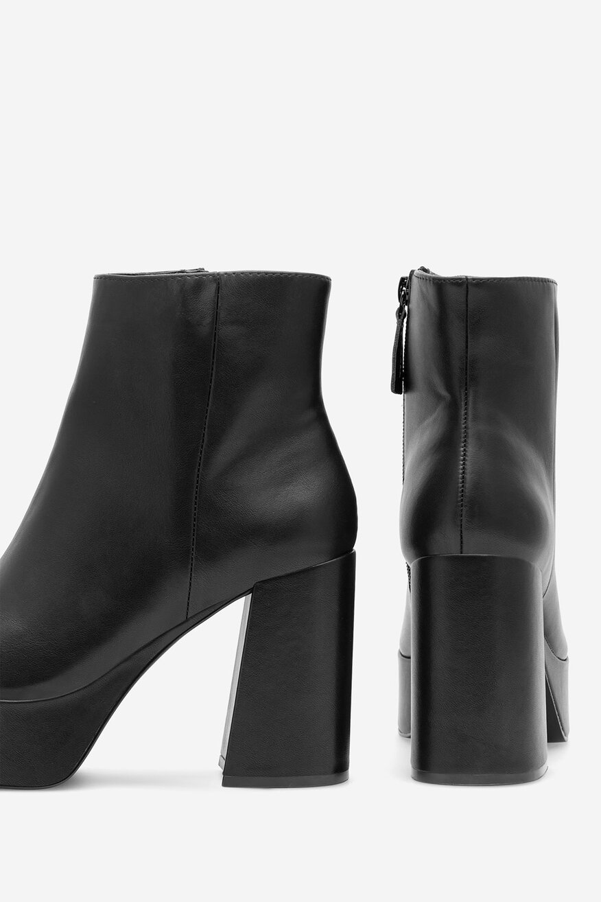 Botki Jenny Fairy MEG WFA120509-1 Czarny