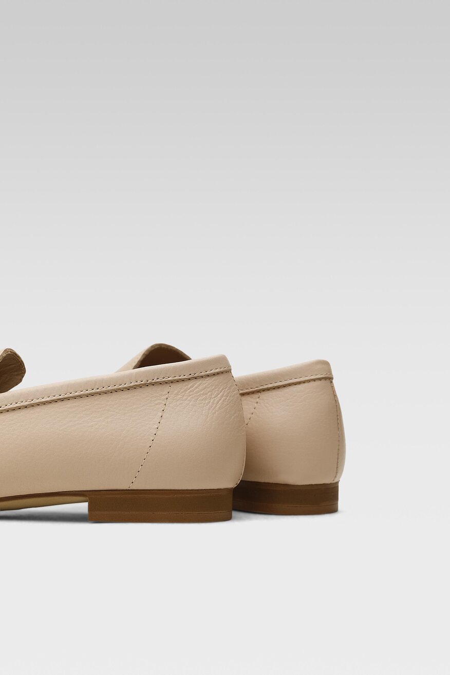 Półbuty Gino Rossi E22-28014LGS Różowy jasny