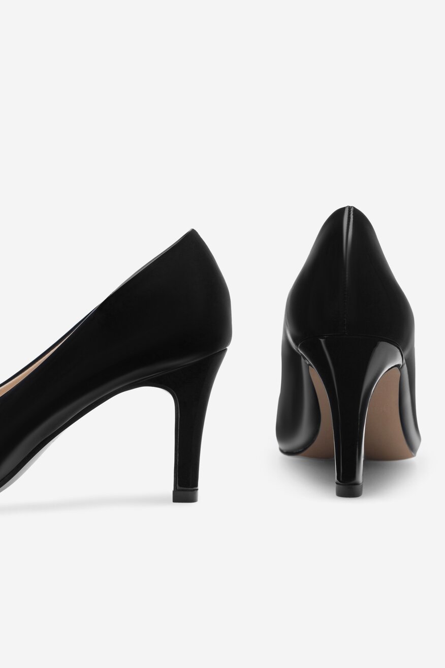 Czółenka Clara Barson ALEX WYL3438-1 Czarny