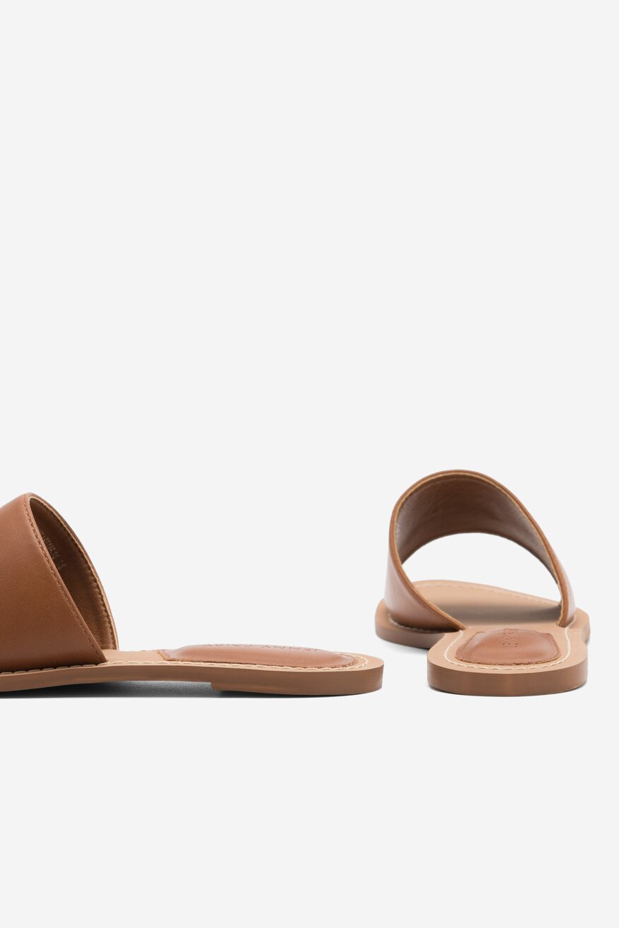 Klapki Jenny Fairy PENNY LS5186-24 Brązowy